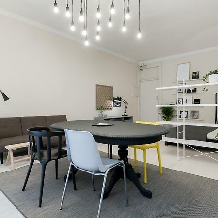 Baixa24 •P1L• Amplo Estudio Na Baixa Com Varanda Порту Екстер'єр фото